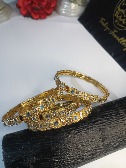 Article A102 ZAR-E-AINA